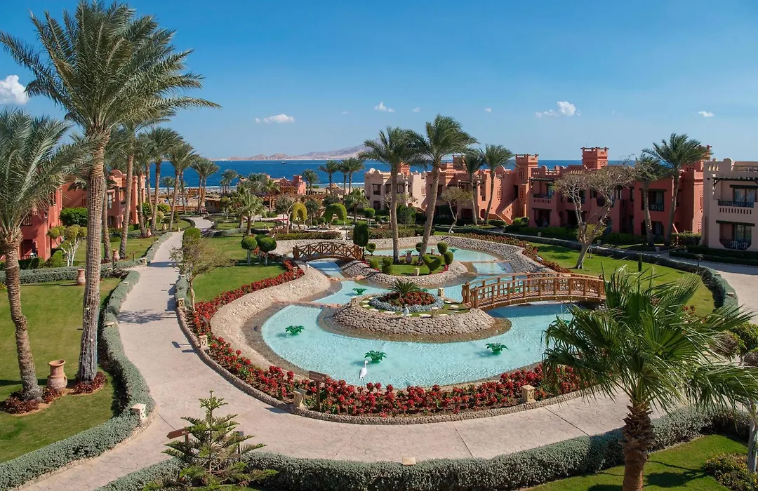 Charmillion Sea Life Resort-1